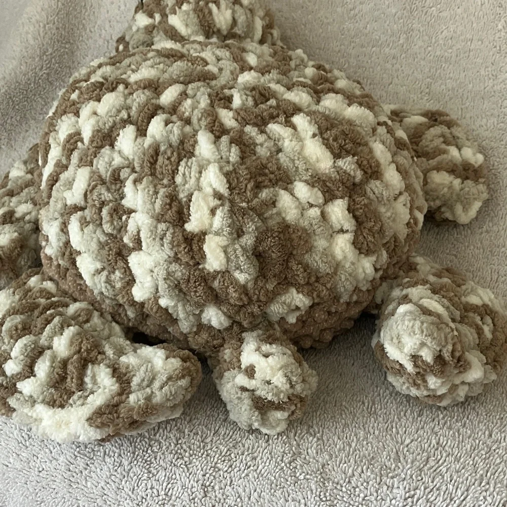 Plush Turtle Home Accent or kid’s toy in Cream and Brown acrylic yarn. New. - Picture 3 of 6